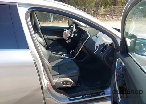 2014 Volvo Xc60 T6 Premier Plus from USA, damaged, VIN YV4902DZ4E2507634